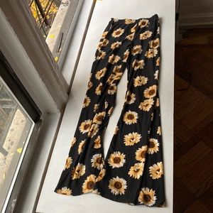 Forever 21 sunflower pants XS